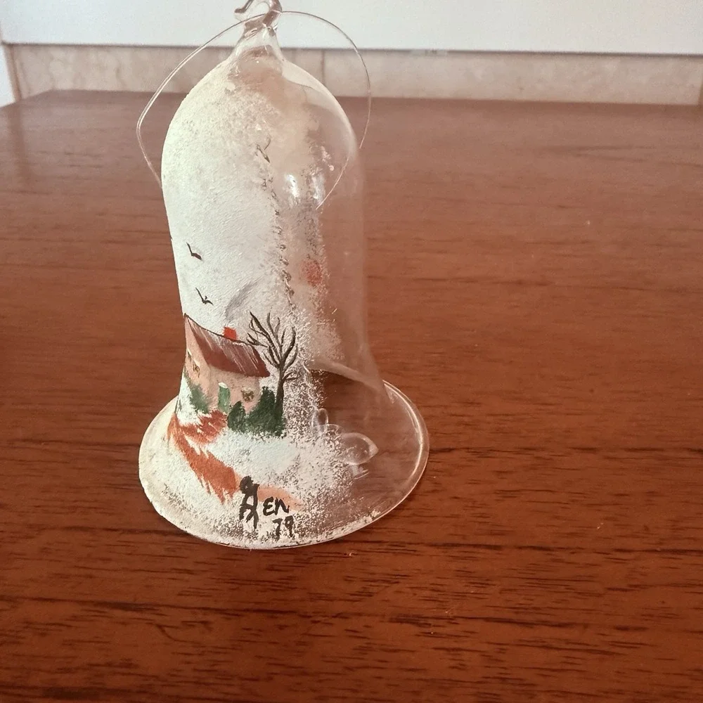 Hand Painted Winter Wonderland Bell Christmas Ornament Glass‎ Cottage